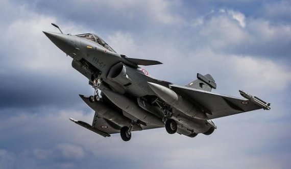 Serbia merr gati dy miliardë euro hua për të paguar avionët Rafale