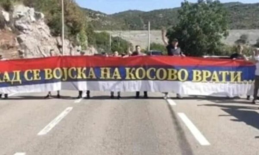 'Kur ushtria kthehet në Kosovë' shfaqet në kufirin Shqipëri-Mali i Zi
