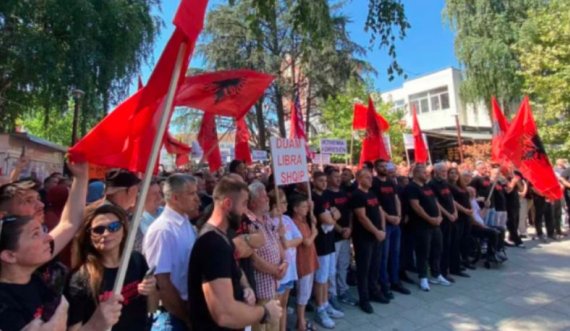 Shqiptarët e Luginës kërkojnë kthimin e gjykatës dhe të adresave 