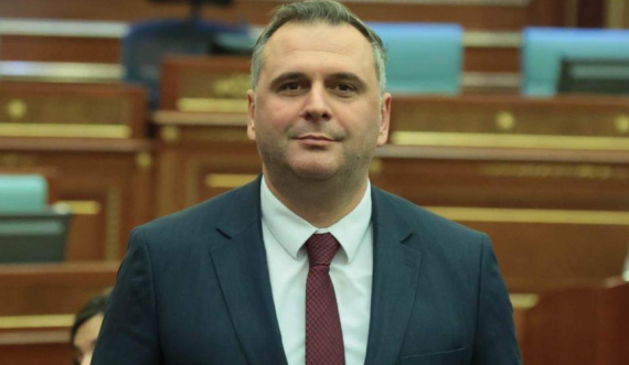 Bajqinovci: Bllokadën në Kuvend është duke e bërë opozita, e jo Vetëvendosje   
