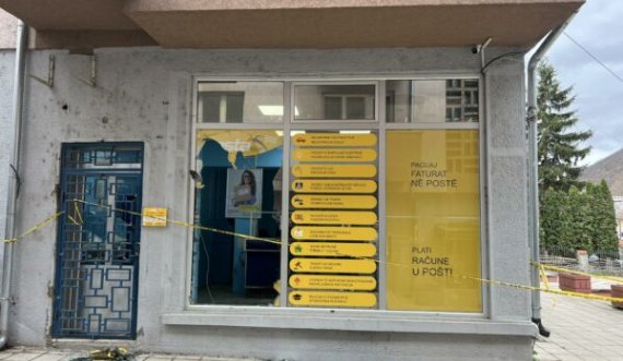 Shpërthimi në Zveçan, pamje nga zyret dëmtuara 