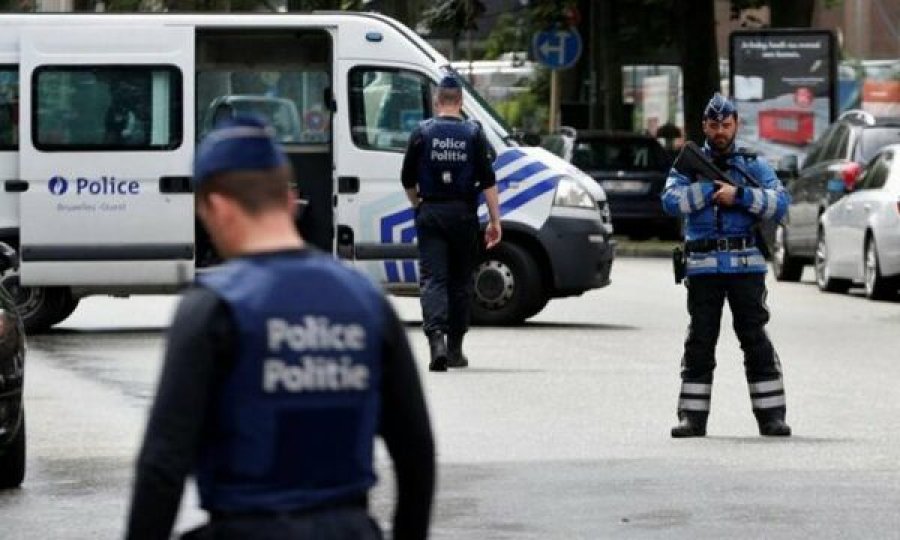 Operacion antidrogë në Belgjikë, zbulohen 3 plantacione me marijuanë