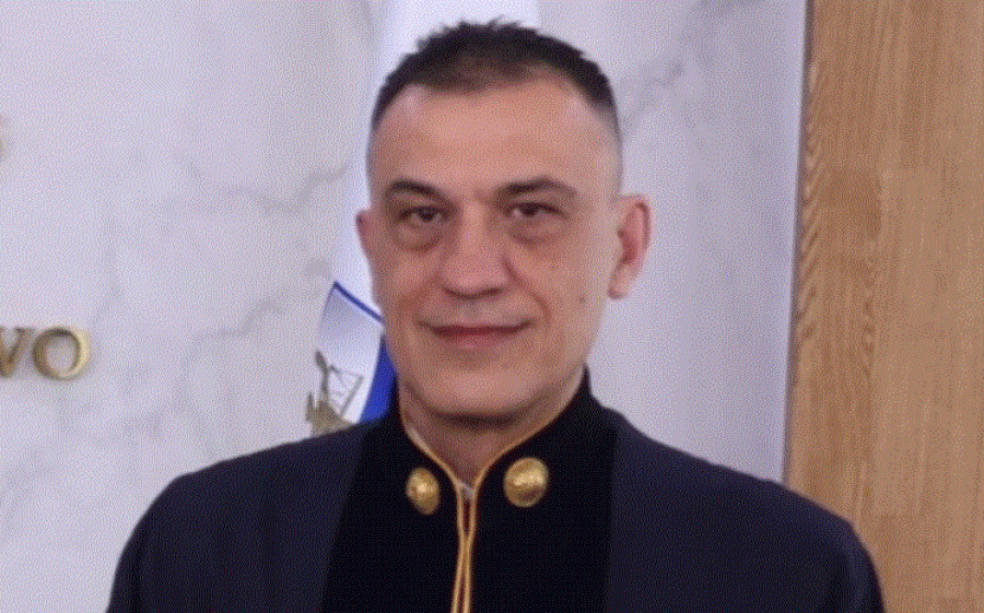 Radomir Laban njihet për lidhje dhe angazhime që konsiderohen problematike