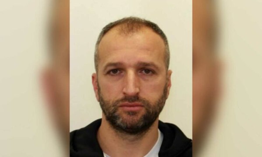 Policia ia publikon fotografinë të dyshuarit për vrasjen në Hajvali