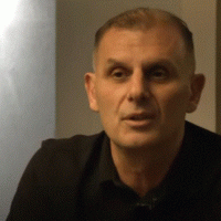 Flet babai i të miturës që u rrah në Gjilan: Vajzën time e torturuan 6 hiena