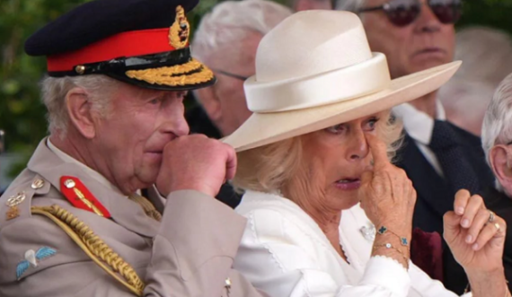 Veterani 104-vjeçar emocionon Mbretin Charles dhe Camillan