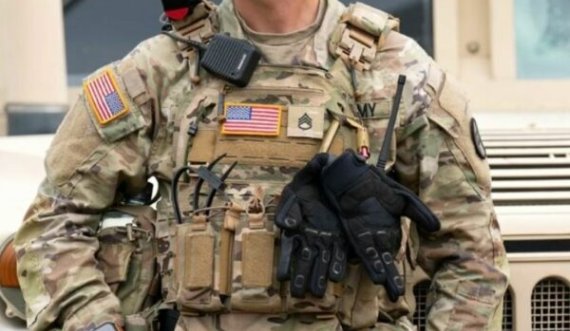 Njësitë e Gardës Kombëtare fillojnë të mbajnë armë në Washington
