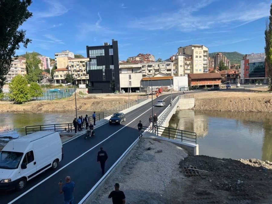 Zogaj: Çka po na duhen urat me Perëndimin, kur i kemi dy urezat në Mitrovicë?