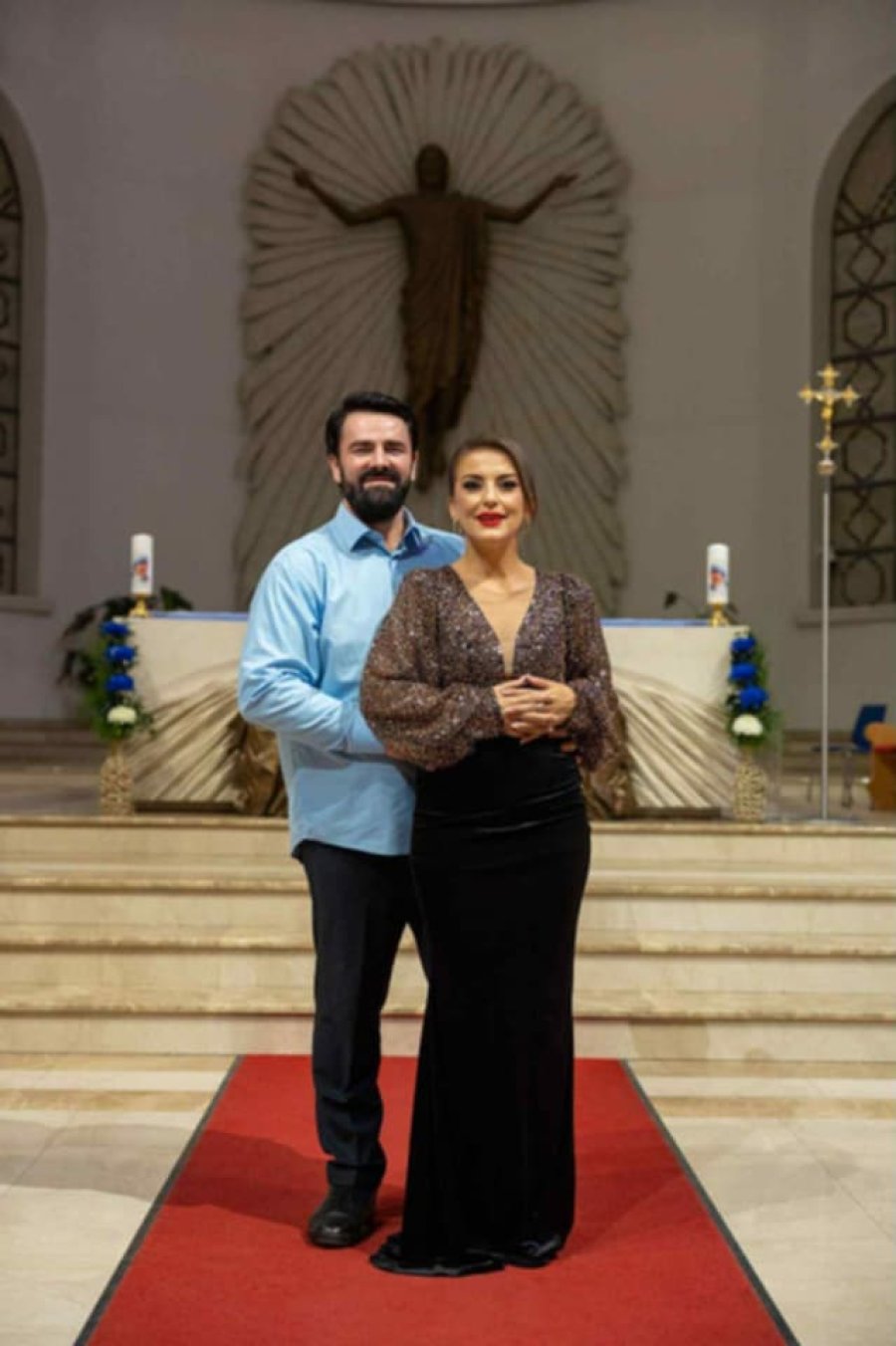 Besiana dhe Shkodrani me koncert për ditëlindjen e Nënës Terezë dhe 20 vjetorin e gurthemelit të Katedrales! Mbi 1500 spektatorë në sallë- sukses historik