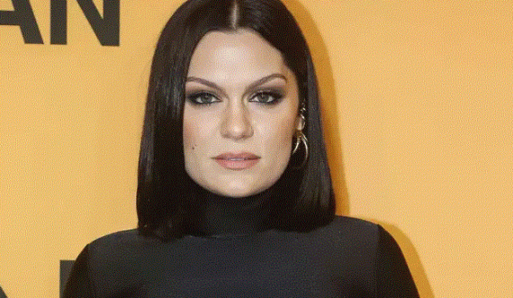 Jessie J anulon datat e turneut për shkak të operacionit