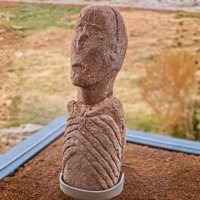 Zbulohen fytyra njerëzore të gdhendura 12 mijë vjet më parë