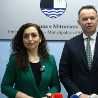 Peci sot ka pritur në zyrë presidenten Osmani: Njihemi prej se jemi fëmijë