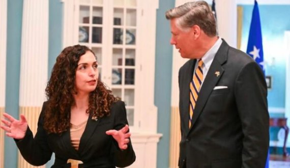 Vjosa Osmani takon zëvendëssekretarin amerikan të Shtetit, Christopher Landau