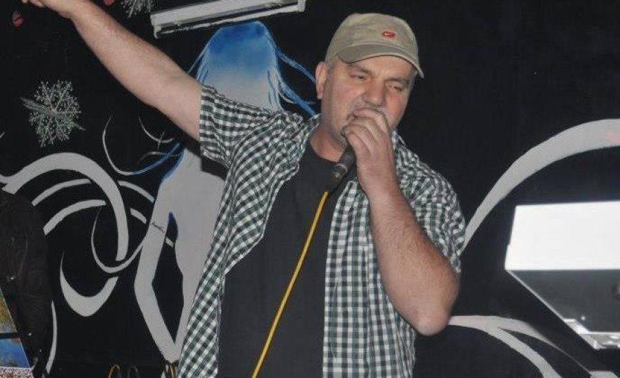 Ka ndërruar jetë solisti i grupit 'Ilirët' Shemsi Krasniqi - Shemi