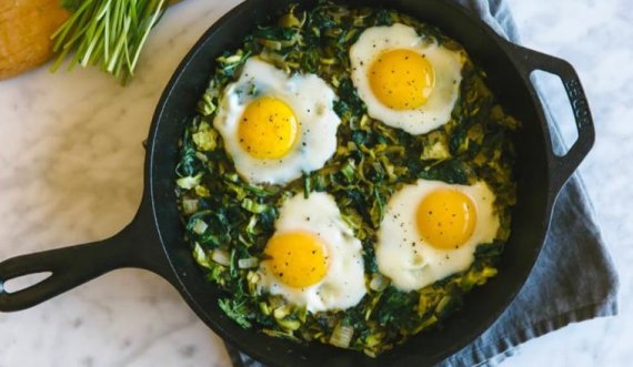 Recetë: Burani me spinaq dhe vezë 