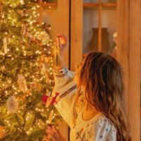 Ja çfarë ndodh kur dëgjojmë urimin 'Gëzuar Vitin e Ri'