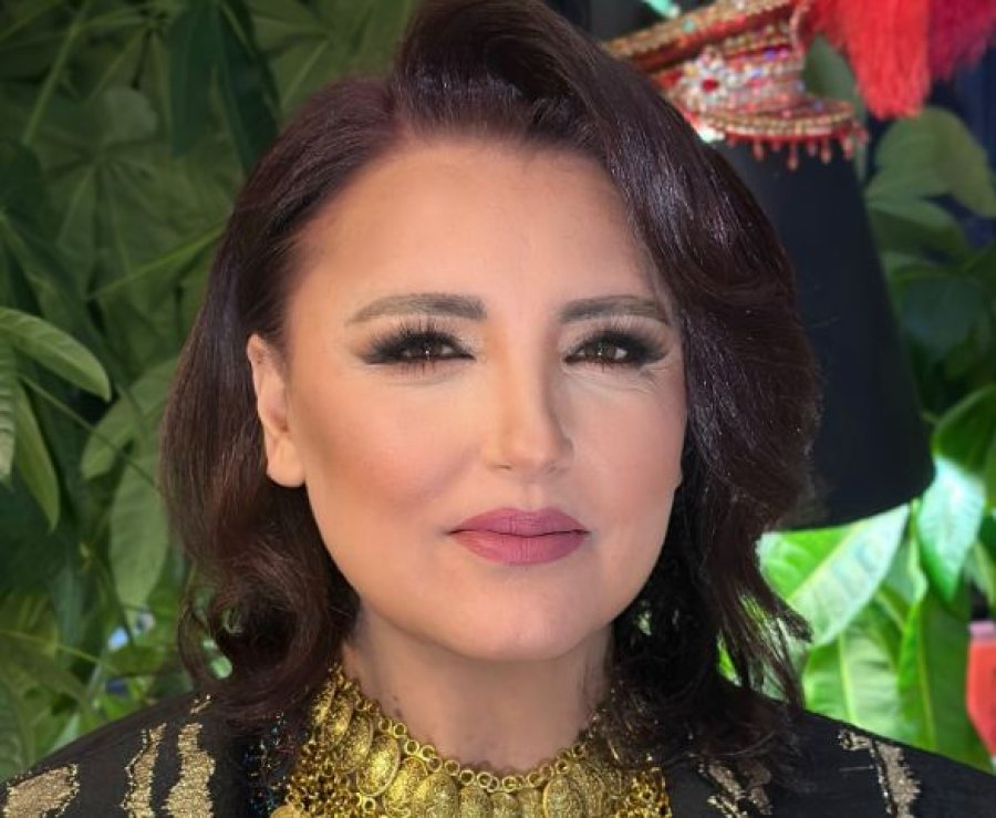Parashqevi Simaku po vjen me një befasi