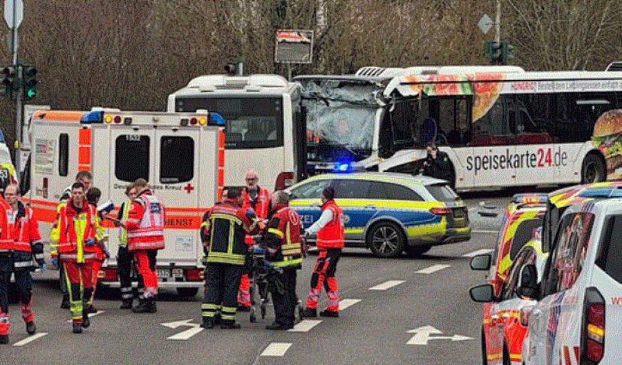 Përplasen dy autobusë në Saarbrücken të Gjermanisë