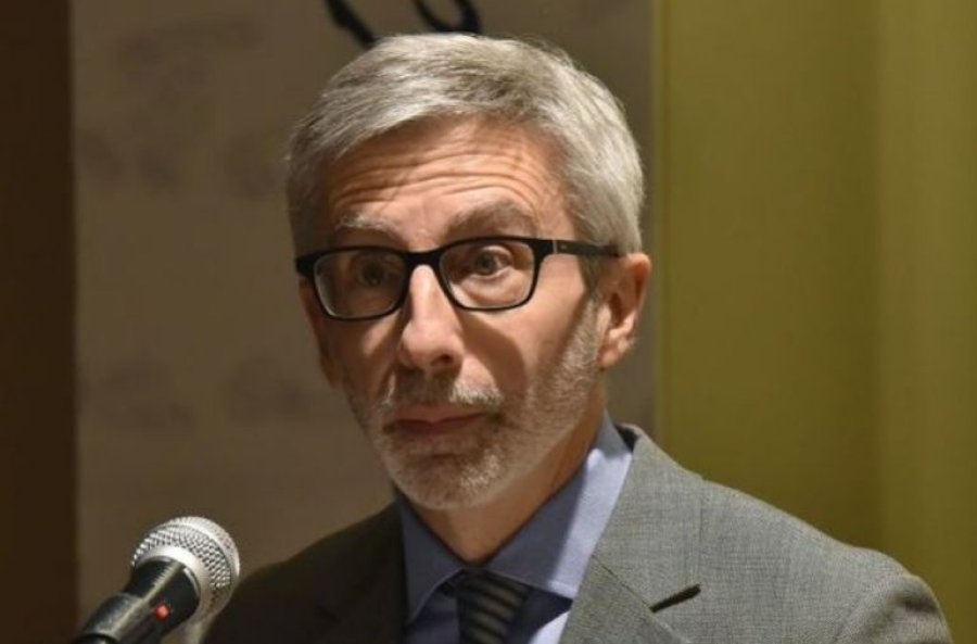 Koshar: Serbia të jetë e gatshme për normalizimin e raporteve me Kosovën