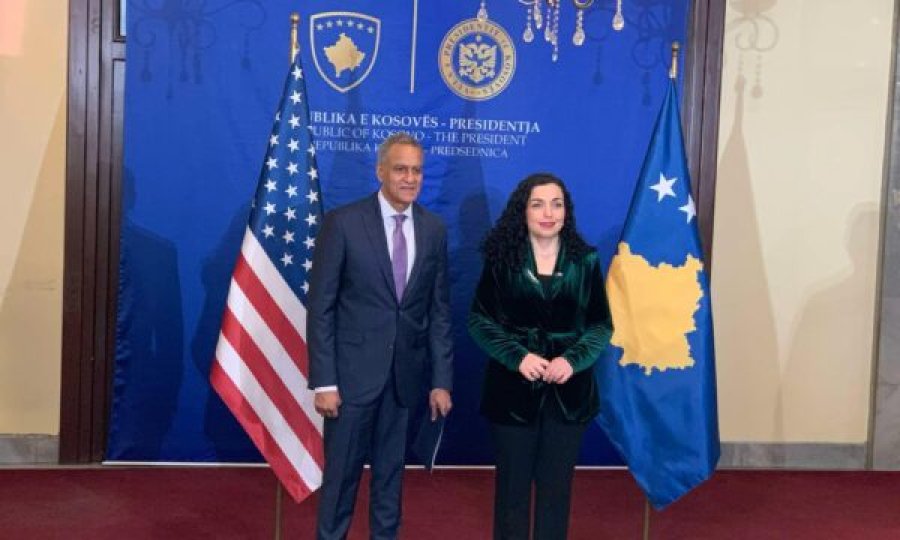 Zyrtari i lartë amerikan në Presidencë për takim me Vjosa Osmanin