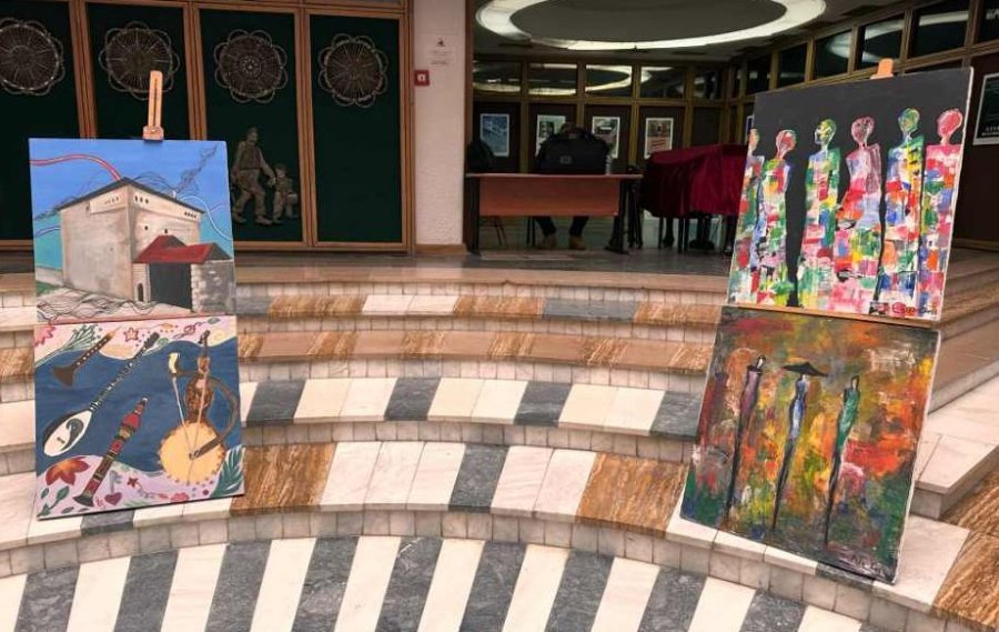 Në Bibliotekën Kombëtare u hap 'Ekspozita e Trashëgimisë Kulturore'  dhe u ndanë mirenjohje për artistët pjesmarrës