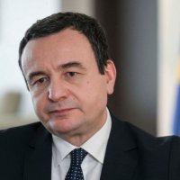 Paralajmëron analisti: Kurti nuk heq dorë prej qëllimeve të tij politike