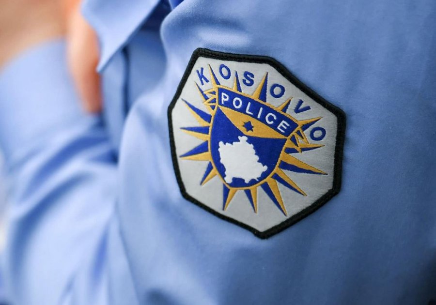 Prangoset polici i Kosovës për aksidentin në rrugën Prishtinë-Mitrovicë
