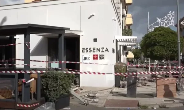 Shembet çatia e restorantit në këtë vend, një i vdekur dhe dhjetë të plagosur