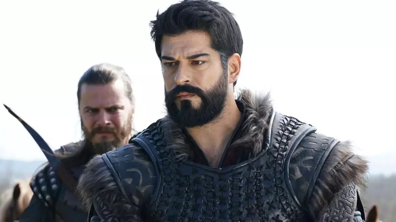 Burak Özçivit largohet nga seriali historik që theu rekordet