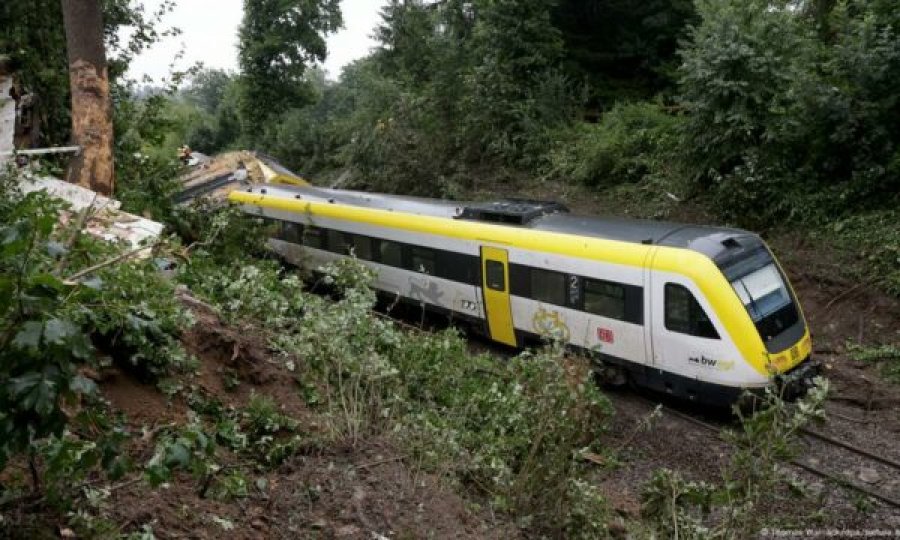 Detaje nga aksidenti tragjik me tren në Biberach në Gjermani