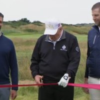Trump përuron fushën e golfit në Skoci