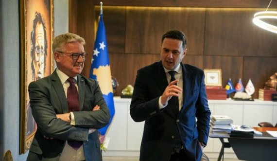 Abdixhiku takohet me ambasadorin e ri të OSBE’së, ia prezanton propozimin e LDK-së 
