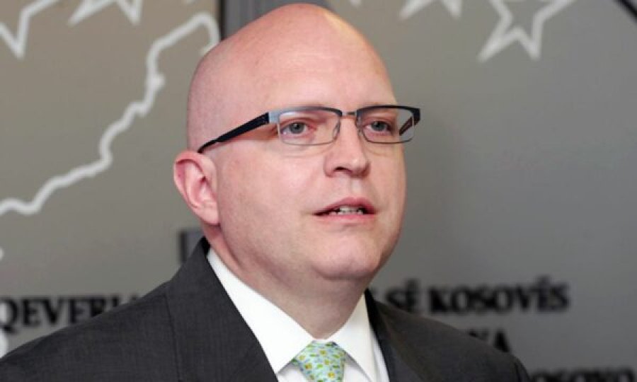 Reeker: Është vërtet turp, populli i Kosovës meriton më mirë
