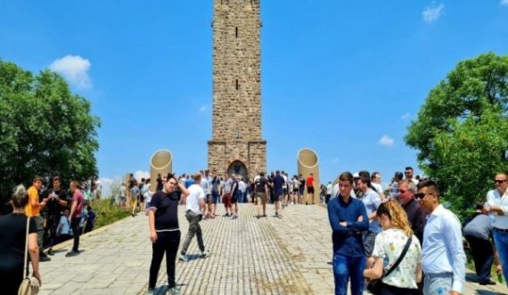 Historia serbe është e shkruar mbi mite të rreme 