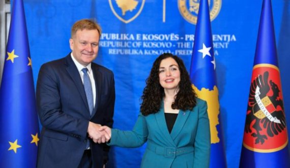 Osmani - Sorensenit: Kosova të trajtohet e barabartë në dialog
