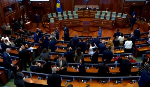 Ndërpritet seanca, dështon sërish përpjekja për votim të fshehtë