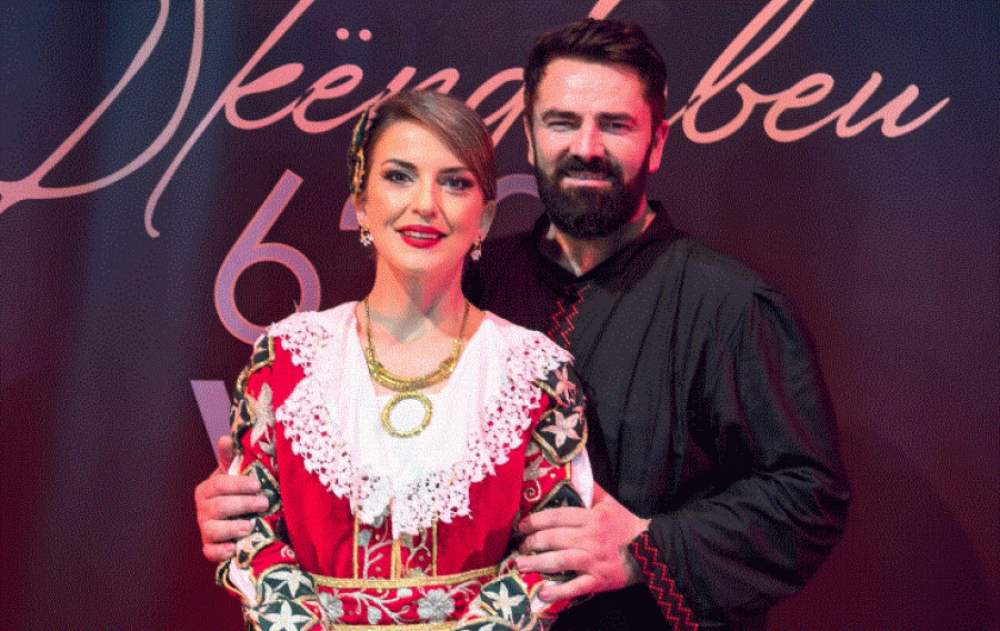 Besiana Mehmedi shkëlqen në koncertin 'Nga Dibra në Arbëri'