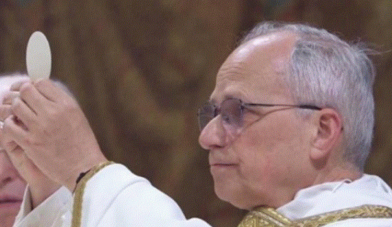 Papa Leo: Bota po përballet me mungesë besimi