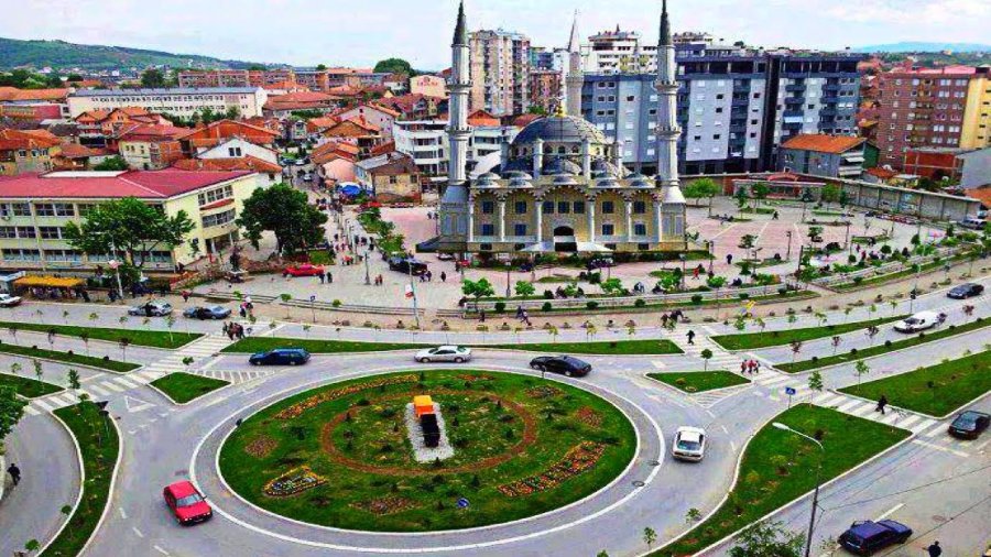 Ja kur nis aksioni për lirimin e hapësirave publike në Mitrovicën e Jugut