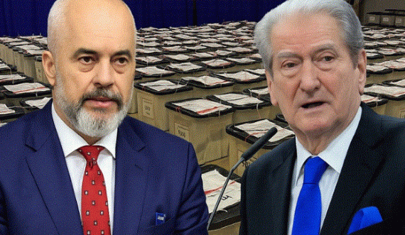 Edhe kësaj radhe, mbi 90% e votuesve shqiptarë u përcaktuan për dy partitë e vjetra politike, PD-në dhe PS-në