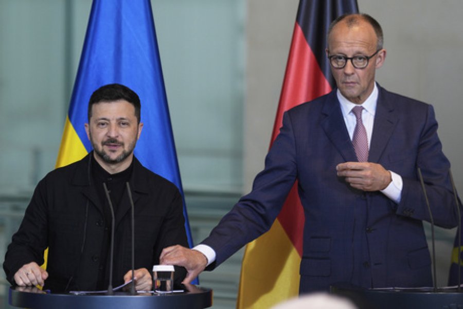Merz nga Uashingtoni flet për luftën në Ukrainë: Shumë e komplikuar