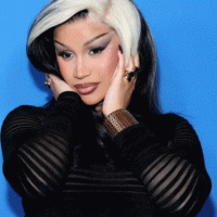 Cardi B: Kam 3 muaj që nuk i lajë flokët