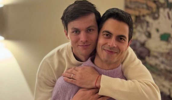 'Zotëria i Parë' në krah të kryeministrit të Holandës 