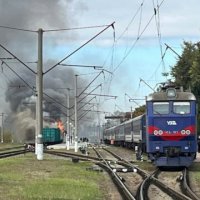 Një dron rus e ka goditur një tren ukrainas pasagjerësh