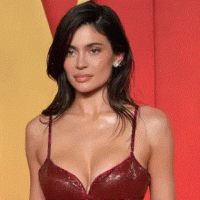 Kylie Jenner nis karrierën në aktrim