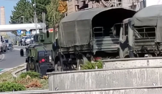 Disa automjete të FSK-së kanë hyrë sot në pjesën veriore të Mitrovicës