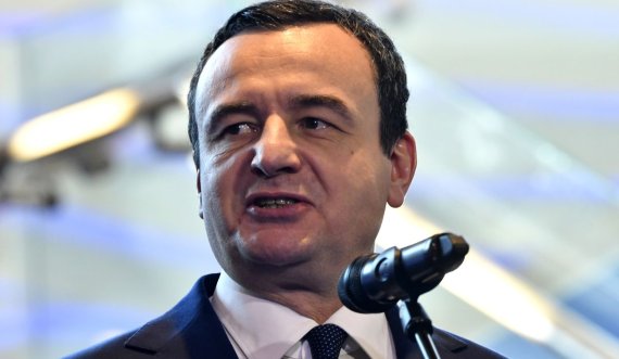 Gecaj nga LDK iu qepet Kurtit: Ailbini i përtyp njerëzit si çamçakëz