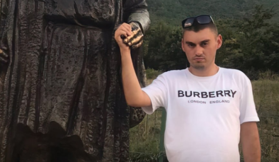 I riu që humbi mes kufirit Kosovë-Shqipëri dyshohet se u pa duke hipur në autobus