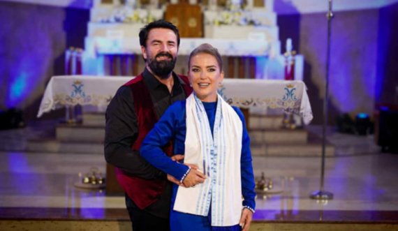 Besiana Mehmedi &Shkodran Tolaj me koncert historik në Letnicë për shenjtërimin e Nënës Terezë