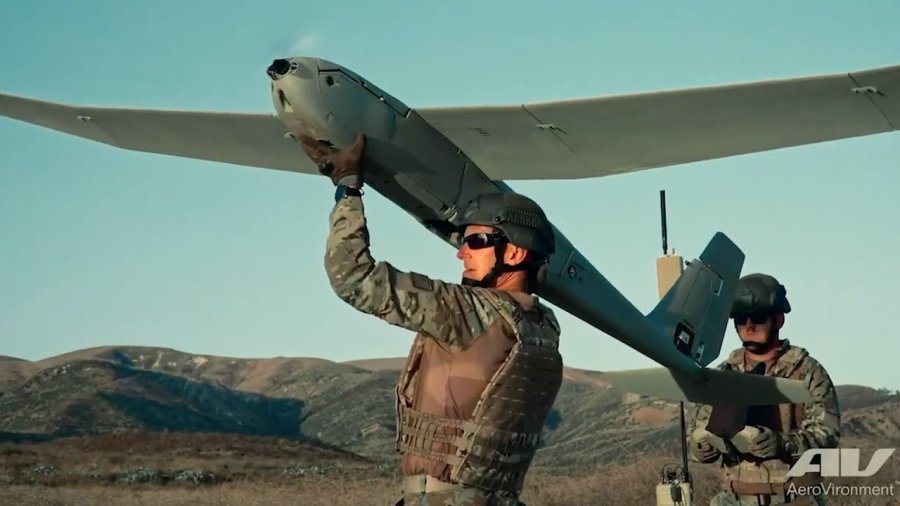 Fluturaket Puma pa pilot që Kosova i bleu nga SHBA lansohen me dorë